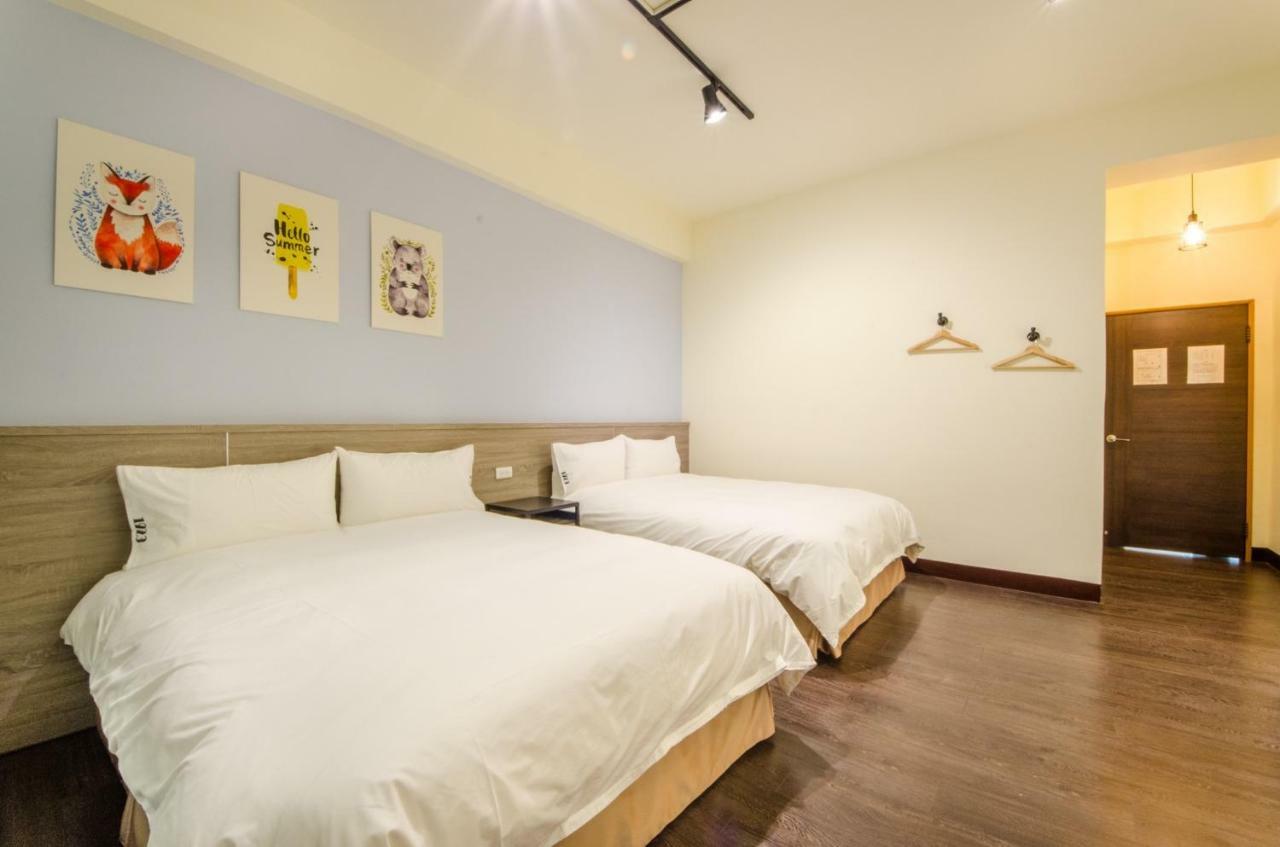 安平宜居包棟 Ktv 民宿-依人數開放房型 Tainan Exterior photo